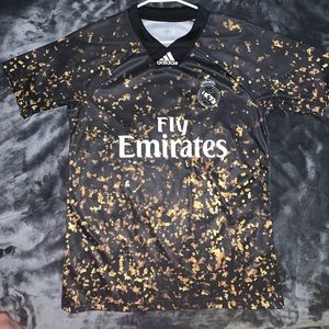 Benzema Real Madrid jersey